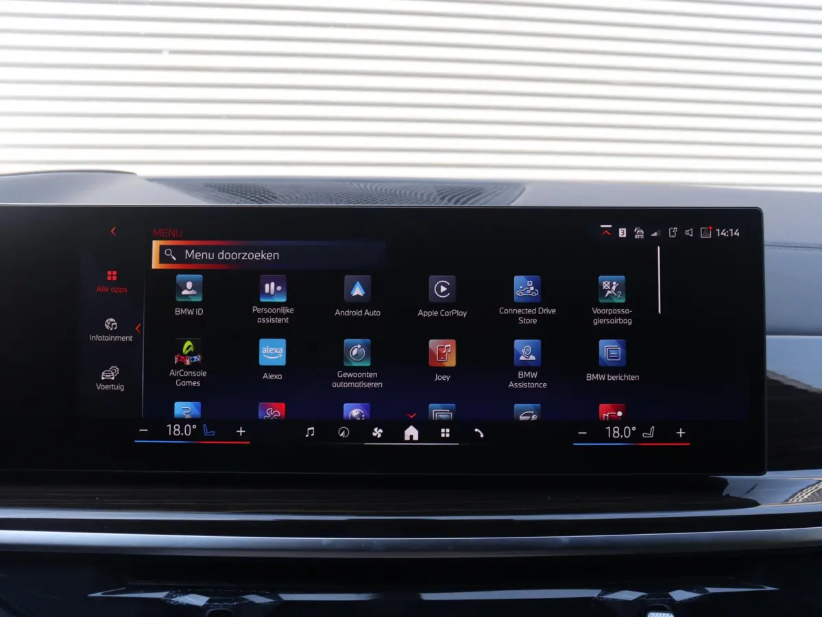 xDrive50e | M Sportpakket Pro | Panodak | Head-Up | Massage | Sky Lounge | Driving Assistant Prof. | Harman Kardon | Stoelventilatie | Soft Close | Parking Assistant Prof. | SOH 100% | 21'' 