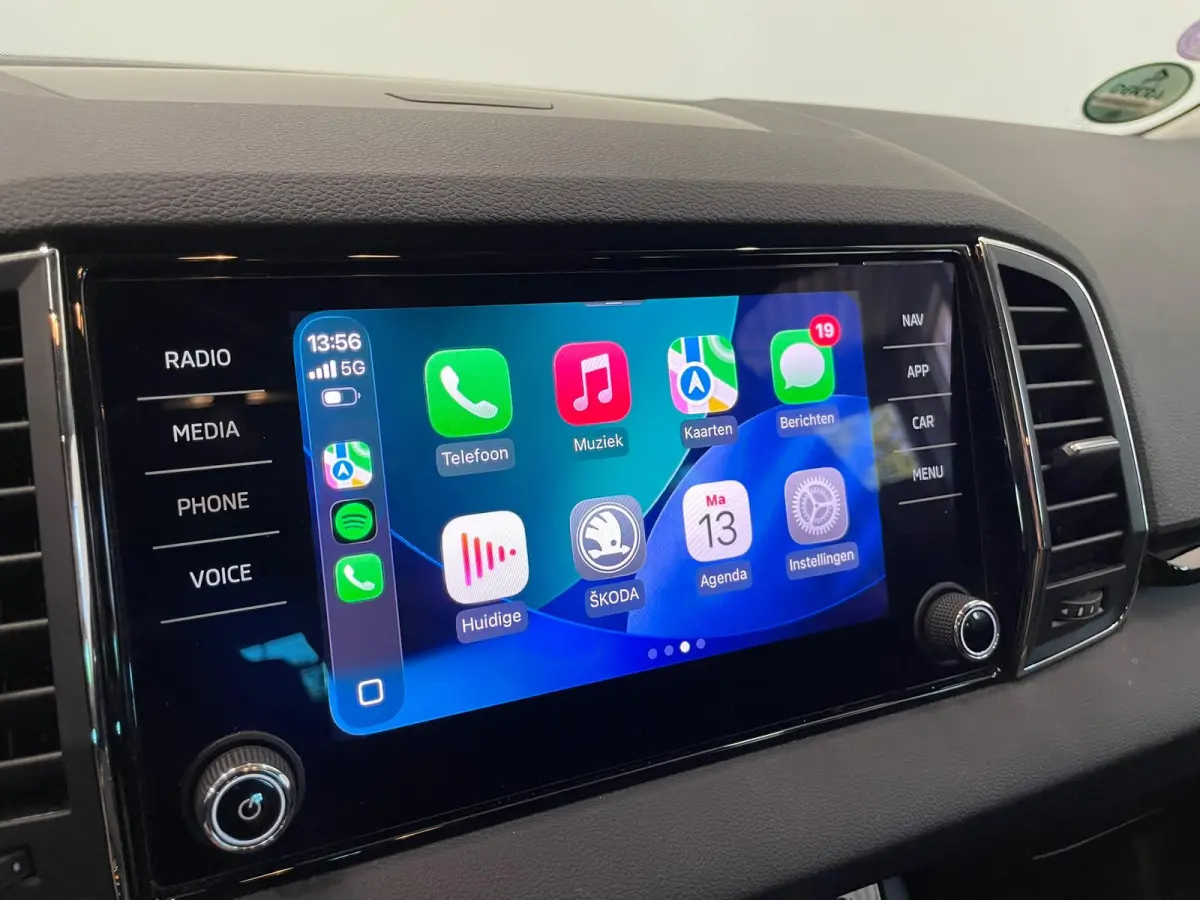 1.5 TSI 150pk DSG Style Navigatie Apple Carplay/Android Auto Parkeersensoren Camera Adaptive Cruise Control Elektrische achterklep Wegklapbare trekhaak Stoel- en stuurverwarming Ledverlichti