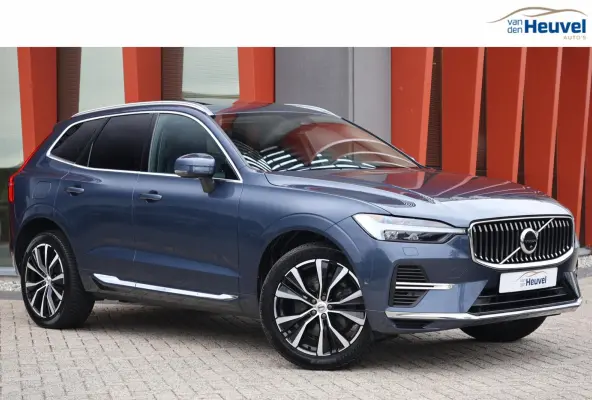 T8 Recharge AWD Ultimate Bright | Longe Range | Stoelverwarming | Trekhaak | Leder | Panoramadak | BLIS | Pilot Assist | 360° Camera | Keyless