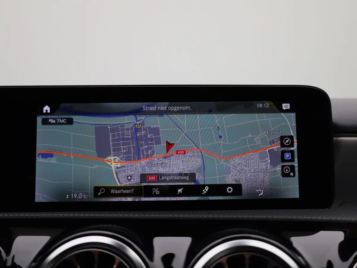 250 Premium | Automaat | Panorama dak | Virtual cockpiot | Climate control | Sfeer verlichting | Leder | DAB | Navigatie | Bluetooth | Camera | Stoel verwarming | Cruise Control | Lichtmetal