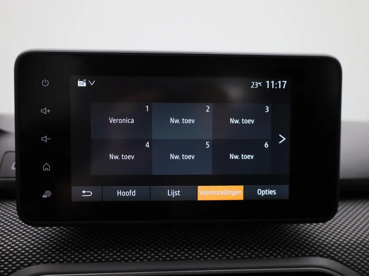 1.0 TCe 90 Expression | Cruise control | Airco | Bluetooth | LMV | Lage km stand