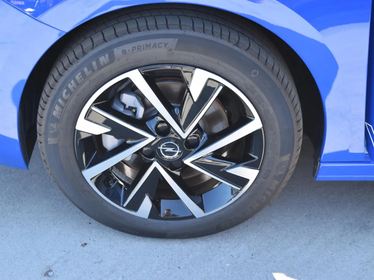 1.2 Turbo Hybrid GS