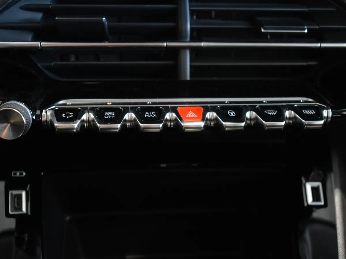 EV Active Pack 50 kWh | SOH 98% | Navigatie | Parkeersensoren achter