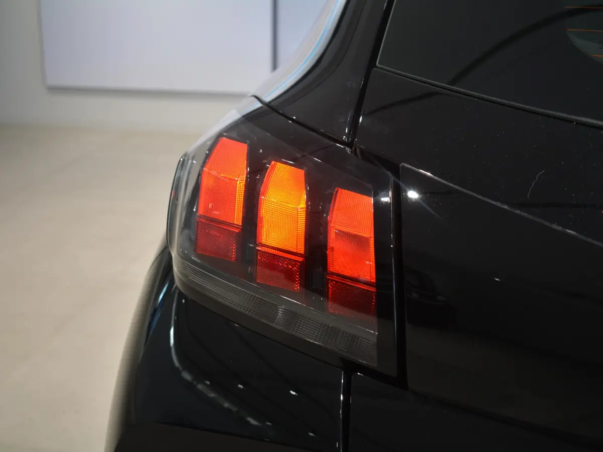 EV Active Pack 50 kWh | SOH 98% | Navigatie | Parkeersensoren achter