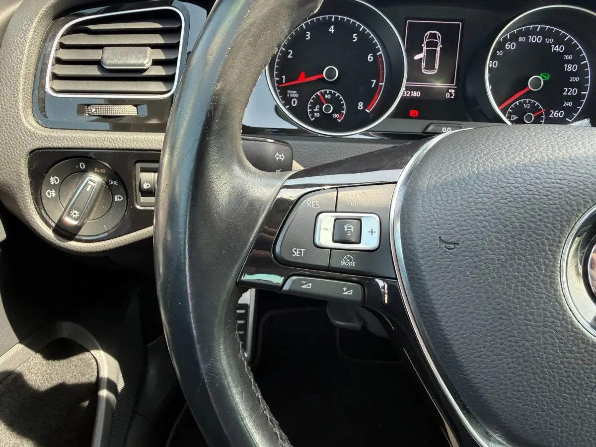 1.4 TSI Business Allstar NAVI | DSG | 125PK