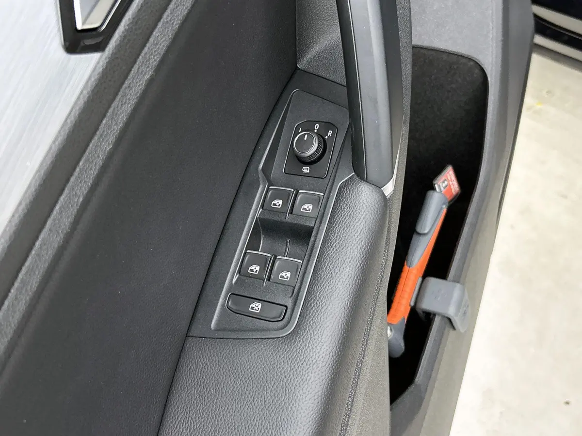 1.4 TSI Connected Series | 125 PK | Lederen Bekleding | Cruise Control | Navigatie | Parkeersensoren