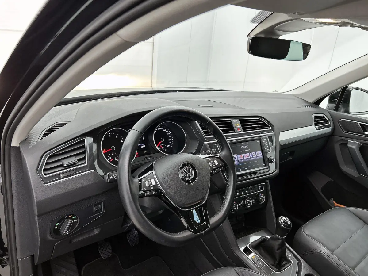 1.4 TSI Connected Series | 125 PK | Lederen Bekleding | Cruise Control | Navigatie | Parkeersensoren