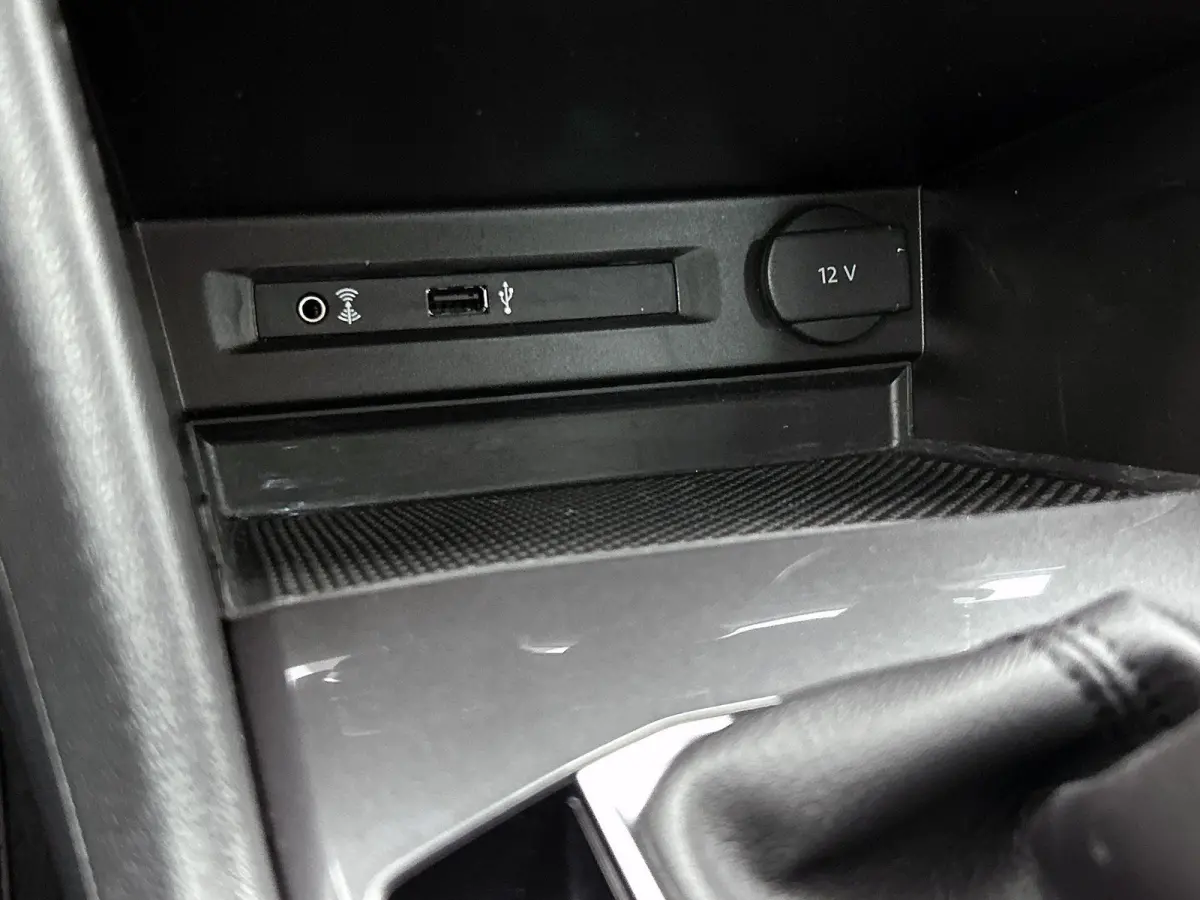 1.4 TSI Connected Series | 125 PK | Lederen Bekleding | Cruise Control | Navigatie | Parkeersensoren