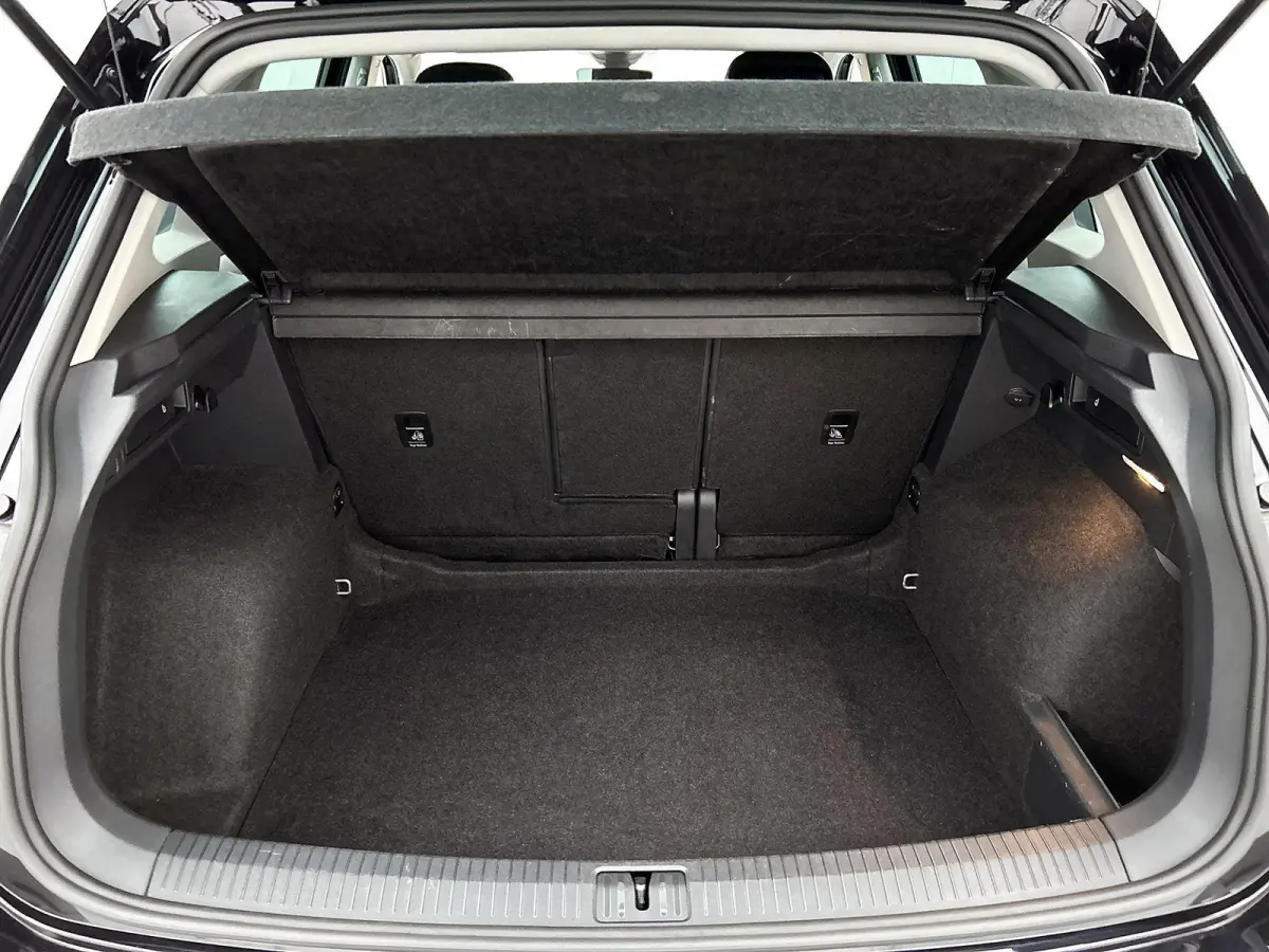 1.4 TSI Connected Series | 125 PK | Lederen Bekleding | Cruise Control | Navigatie | Parkeersensoren