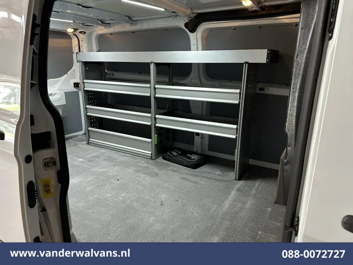 2.0 TDCI 130pk L2H1 Euro6 Airco | Camera | LED | Apple Carplay | Cruisecontrol | 2800kg Trekhaak Cruisecontrol, Stoelverwarming, Verwarmde voorruit, Parkeersensoren, Bijrijdersbank