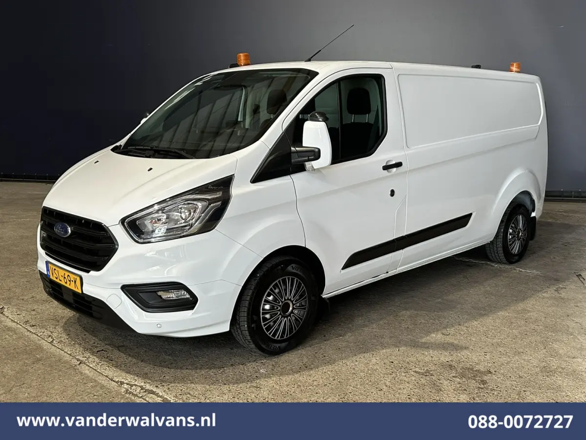 2.0 TDCI 130pk L2H1 Euro6 Airco | Camera | LED | Apple Carplay | Cruisecontrol | 2800kg Trekhaak Cruisecontrol, Stoelverwarming, Verwarmde voorruit, Parkeersensoren, Bijrijdersbank