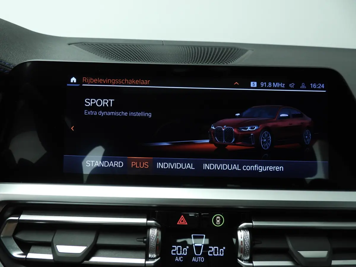 M440i xDrive | M-Sportpakket | LED | Leder | Navigatie | Trekhaak | Schuifdak | Sportstoelen | DAB | hifi speakers | Alu 19 inch