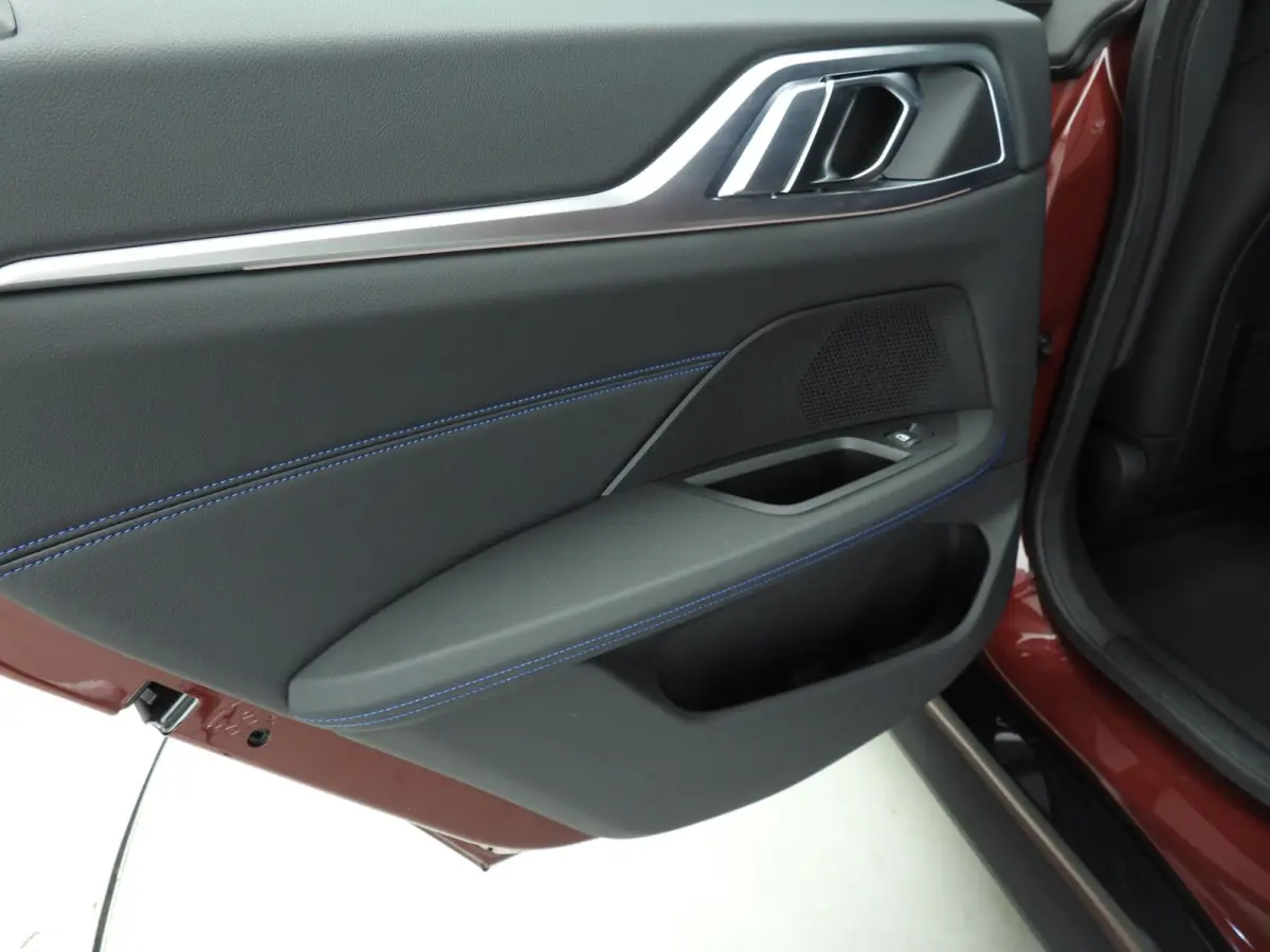 M440i xDrive | M-Sportpakket | LED | Leder | Navigatie | Trekhaak | Schuifdak | Sportstoelen | DAB | hifi speakers | Alu 19 inch