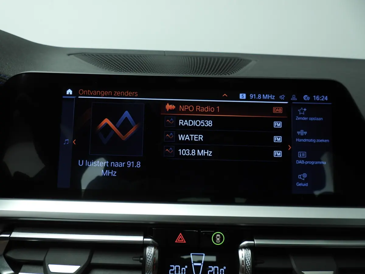M440i xDrive | M-Sportpakket | LED | Leder | Navigatie | Trekhaak | Schuifdak | Sportstoelen | DAB | hifi speakers | Alu 19 inch