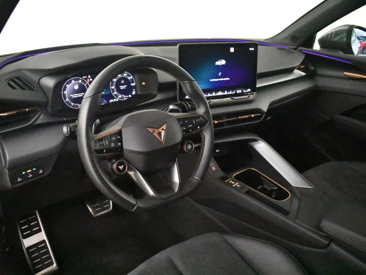 1.5 TSI e-Hybrid Business | Head-up display | rondomzicht camera | Keyless | Full-LED | Parkeer asistent | Stoel/stuurverwarming | Chassis control adapt | Cruise control Adapt | 18"LMV