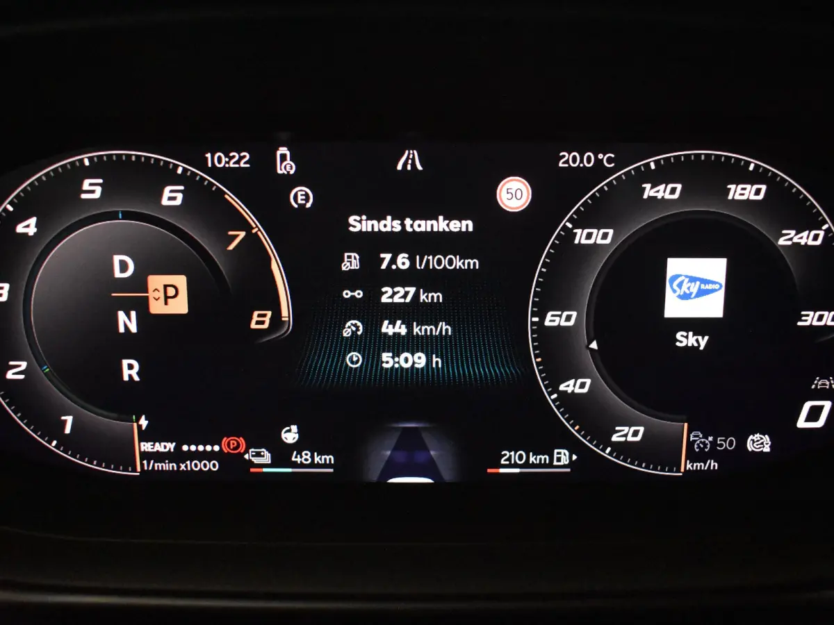 1.5 TSI e-Hybrid Business | Head-up display | 360gr Camera | Elektr. Stoel incl Memory l Keyless | Full-LED | Parkeer asistent | Stoel/stuurverwarming | Chassis control adapt | Cruise contro
