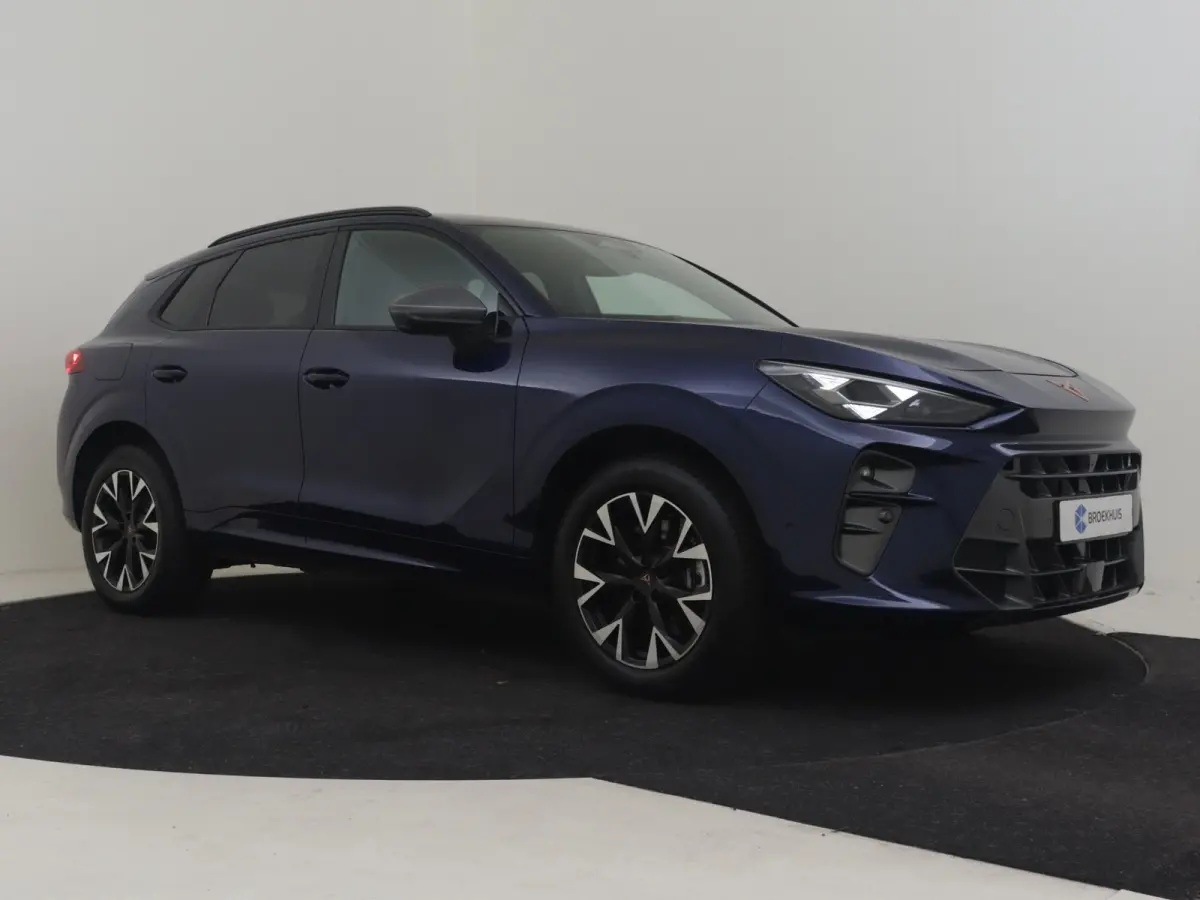 1.5 TSI e-Hybrid Business | Head-up display | 360gr Camera | Elektr. Stoel incl Memory l Keyless | Full-LED | Parkeer asistent | Stoel/stuurverwarming | Chassis control adapt | Cruise contro