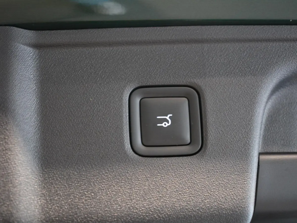 Design Pro 69.9 kWh | Lederen interieur | Navigatie | 360 Camera