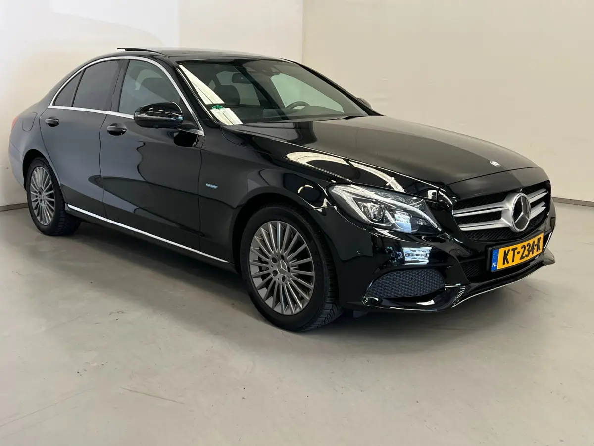 350e / Pano / Burmester / Distronic / Headup