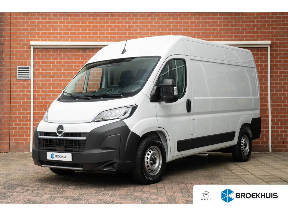 2.2D 140PK Automaat S&S L2H2 3.5t | BPM Vrij! | Climate Controle | Navigatie | Camera | Cruise Controle |
