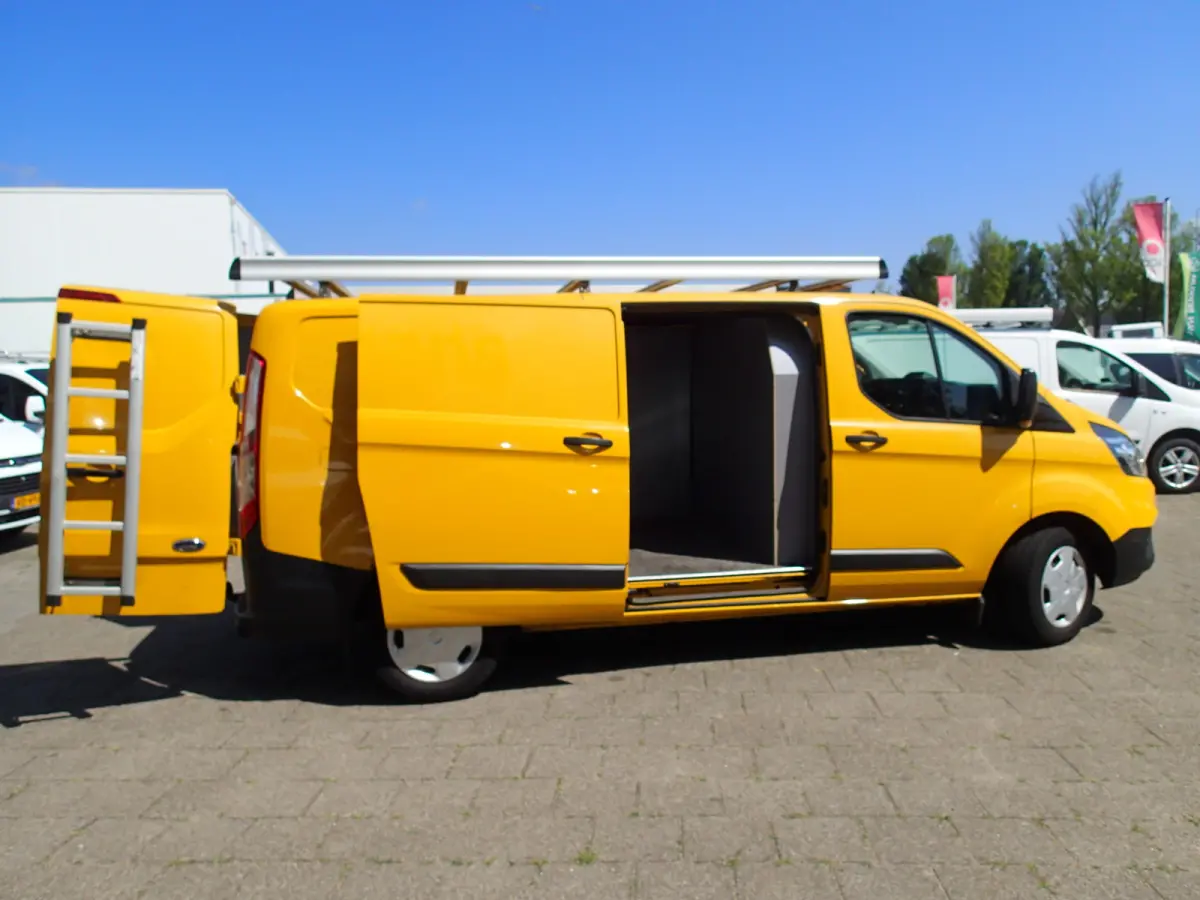 320 2.0 TDCI L2H1 Trend VOORZIEN VAN AIRCO+CRUISE+IMPERIAAL !!