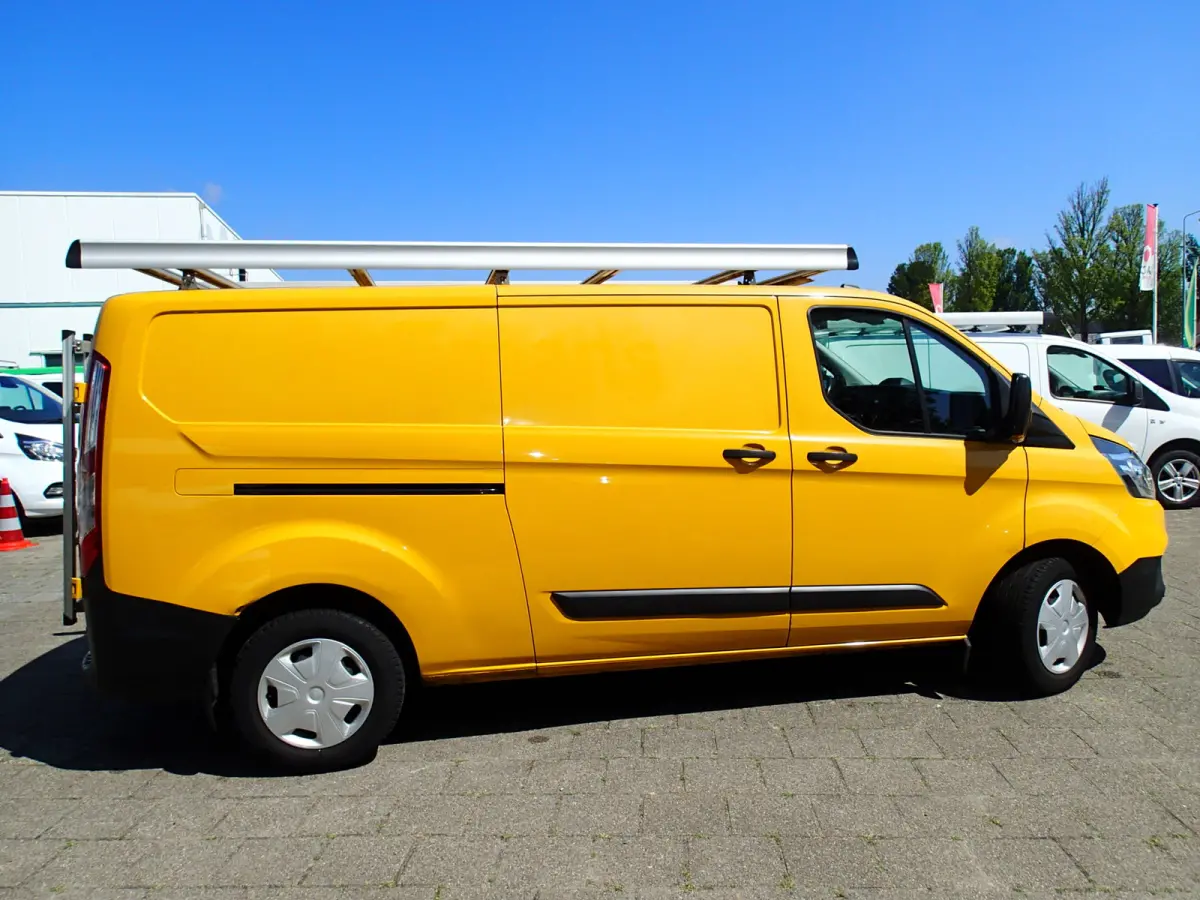 320 2.0 TDCI L2H1 Trend VOORZIEN VAN AIRCO+CRUISE+IMPERIAAL !!