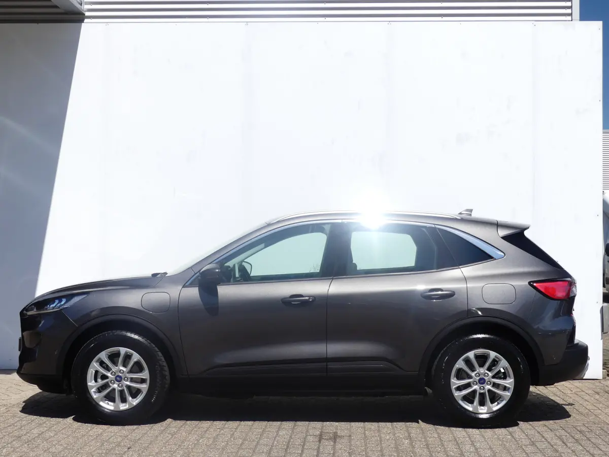 2.5 PHEV Titanium | TREKHAAK | CAMERA V+A | ADAPTIVE CRUISE | DODEHOEKDETECTIE | PARKEERSENSOREN V+A | NAVI | APPLE CARPLAY / ANDROID AUTO |