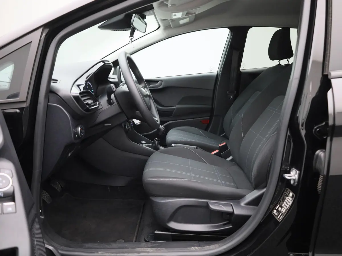 1.0i EcoBoost MHEV 92kW Connected APPLE CARPLAY | PARKEERSENSOREN VOOR EN ACHTER | CRUISE CONTROL | DEALER ONDERHOUDEN