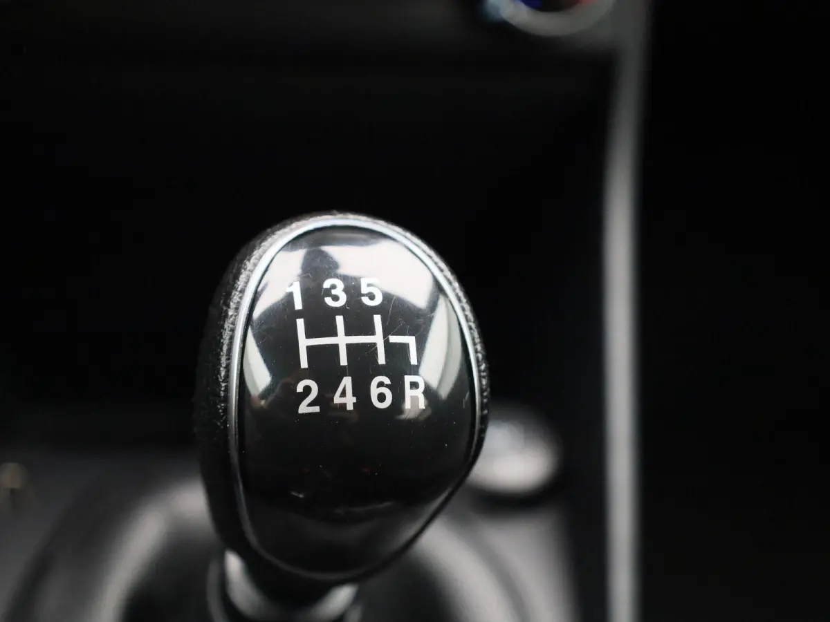 1.0i EcoBoost MHEV 92kW Connected APPLE CARPLAY | PARKEERSENSOREN VOOR EN ACHTER | CRUISE CONTROL | DEALER ONDERHOUDEN