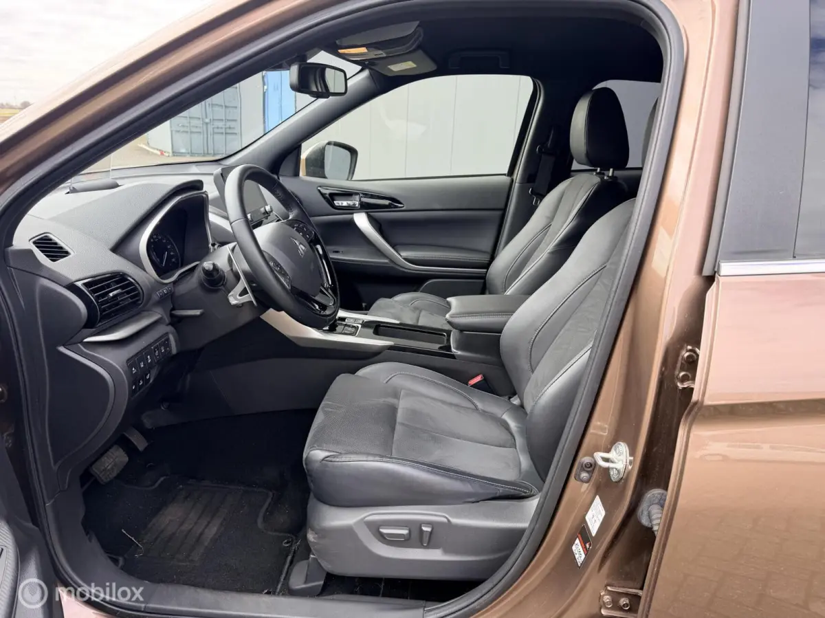 2.4 PHEV Executive
