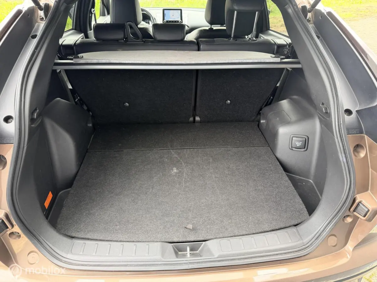 2.4 PHEV Executive