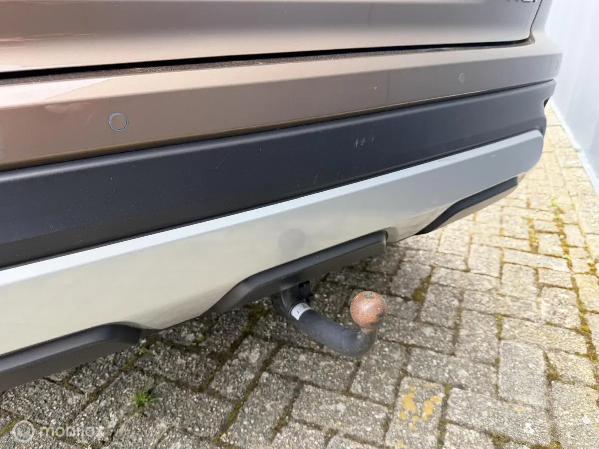 2.4 PHEV Executive