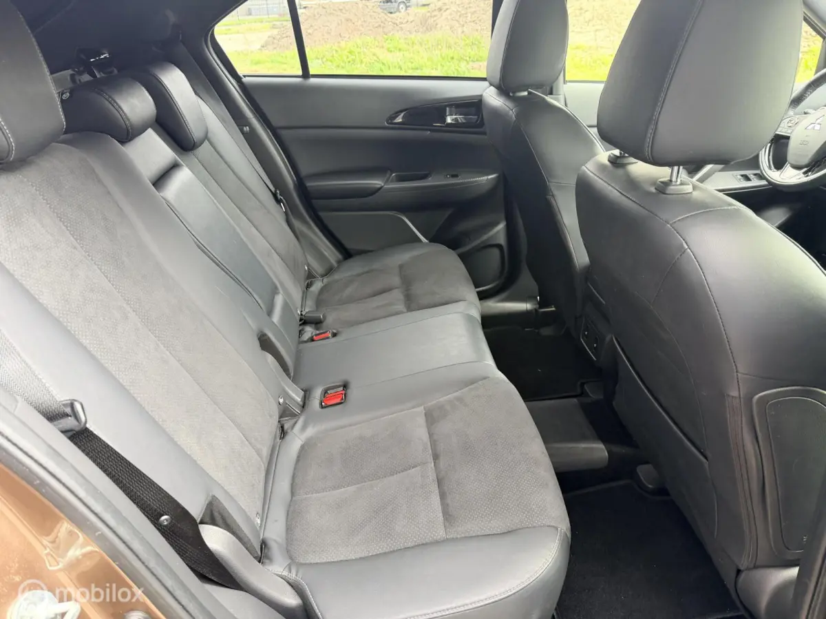 2.4 PHEV Executive