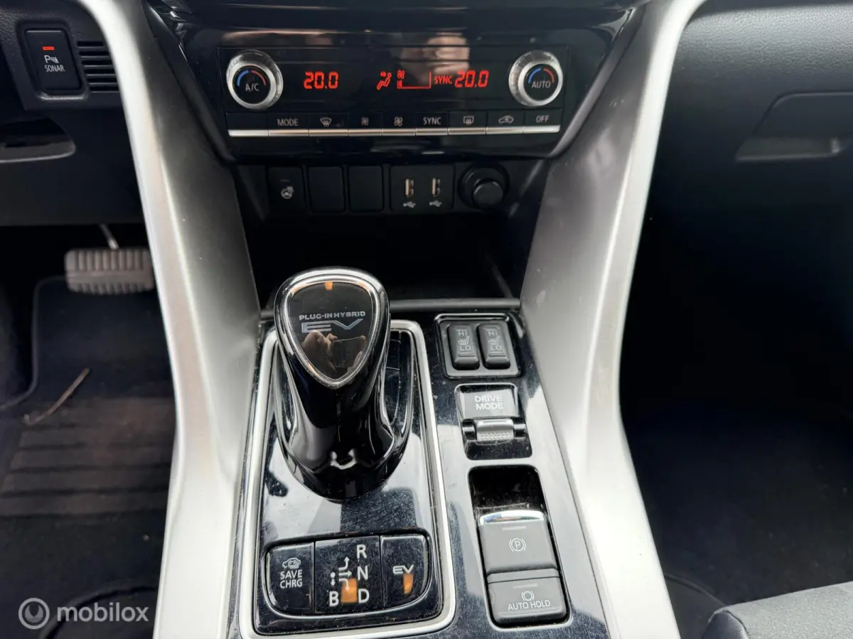 2.4 PHEV Executive