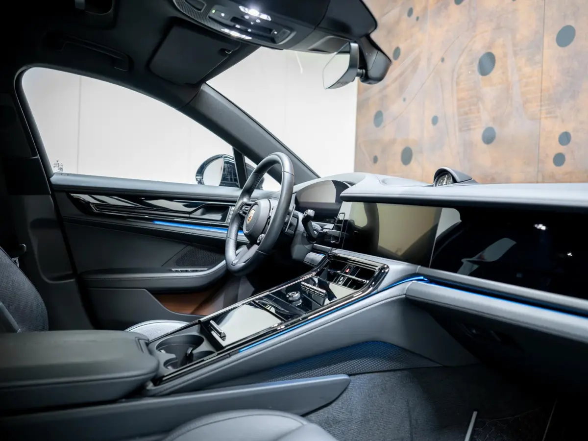 2.9 4S E-Hybrid | SportDesign | Massage | Achterasbest. | Sportuitlaat | Pano | ACC |
