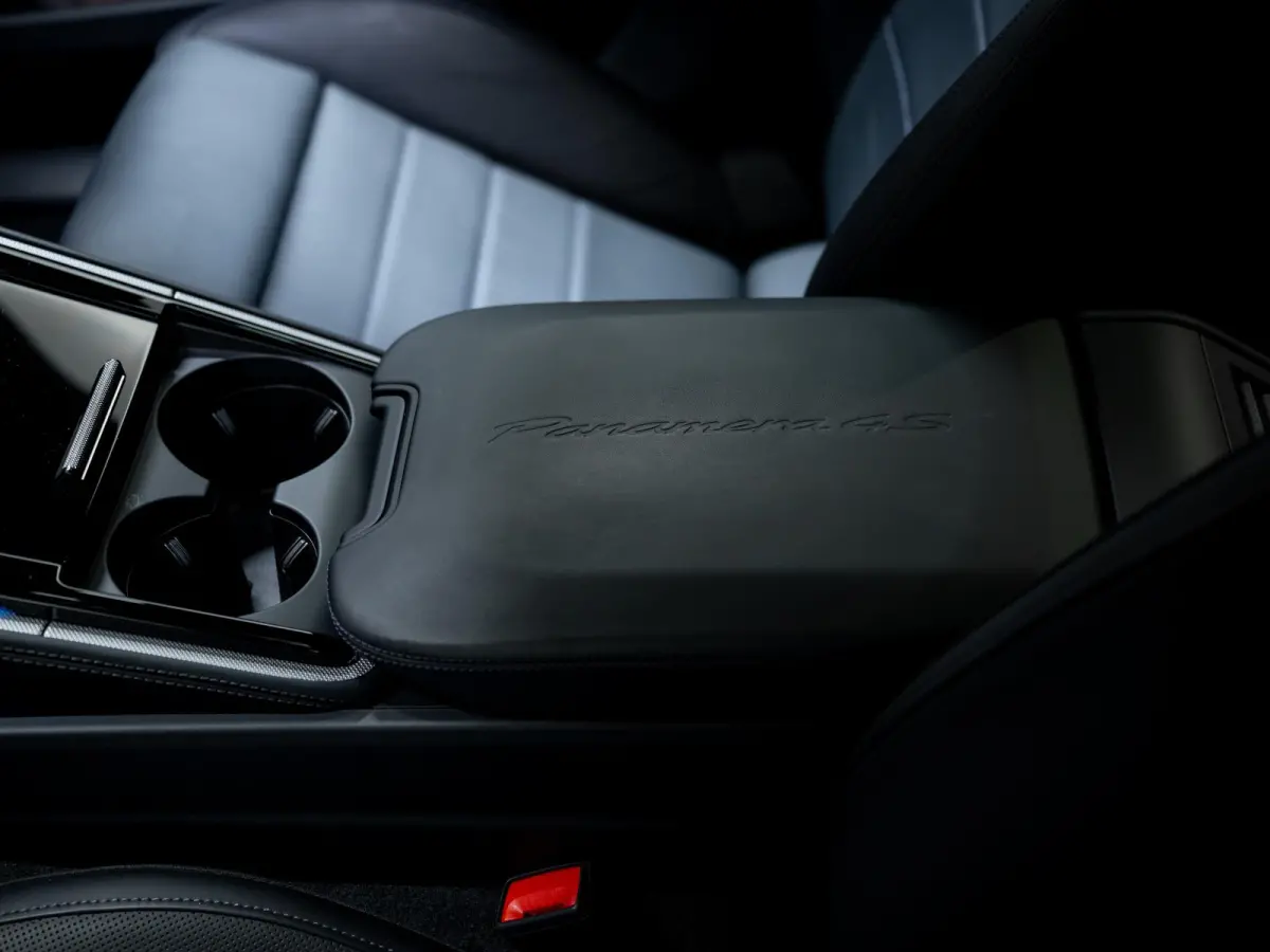 2.9 4S E-Hybrid | SportDesign | Massage | Achterasbest. | Sportuitlaat | Pano | ACC |