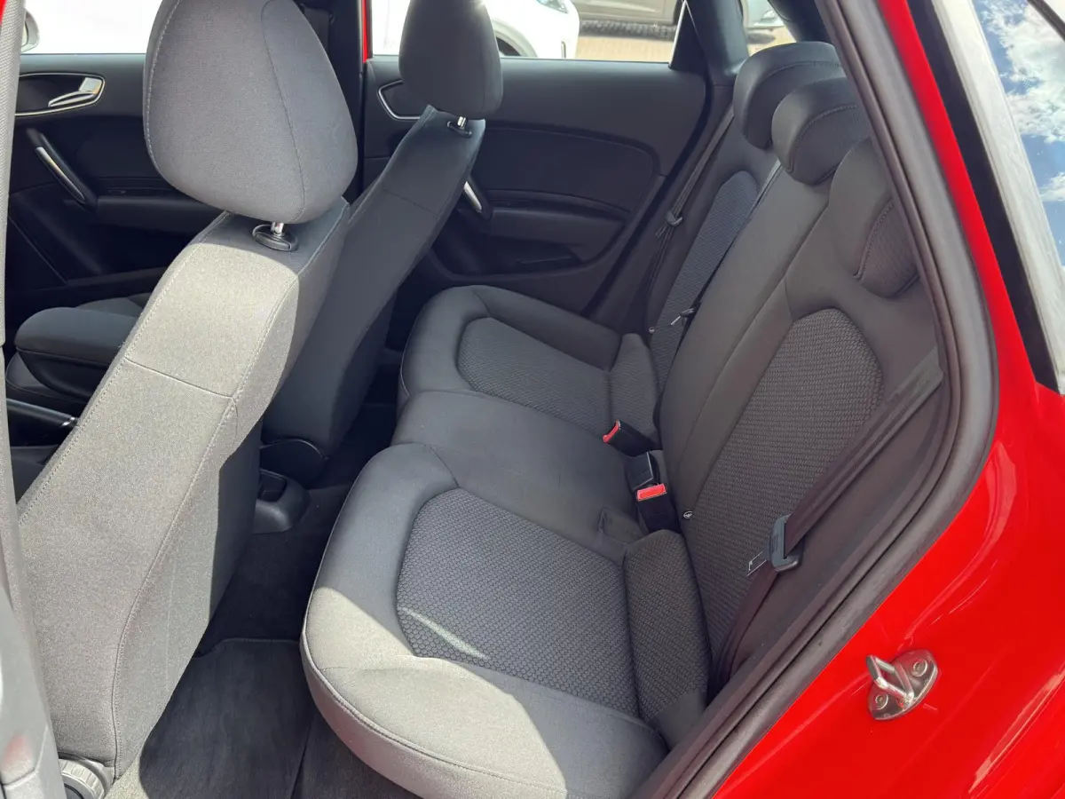 1.0 TFSI S-LINE SPORT 5-DEURS/NAVI/2-TONE/NL-AUTO