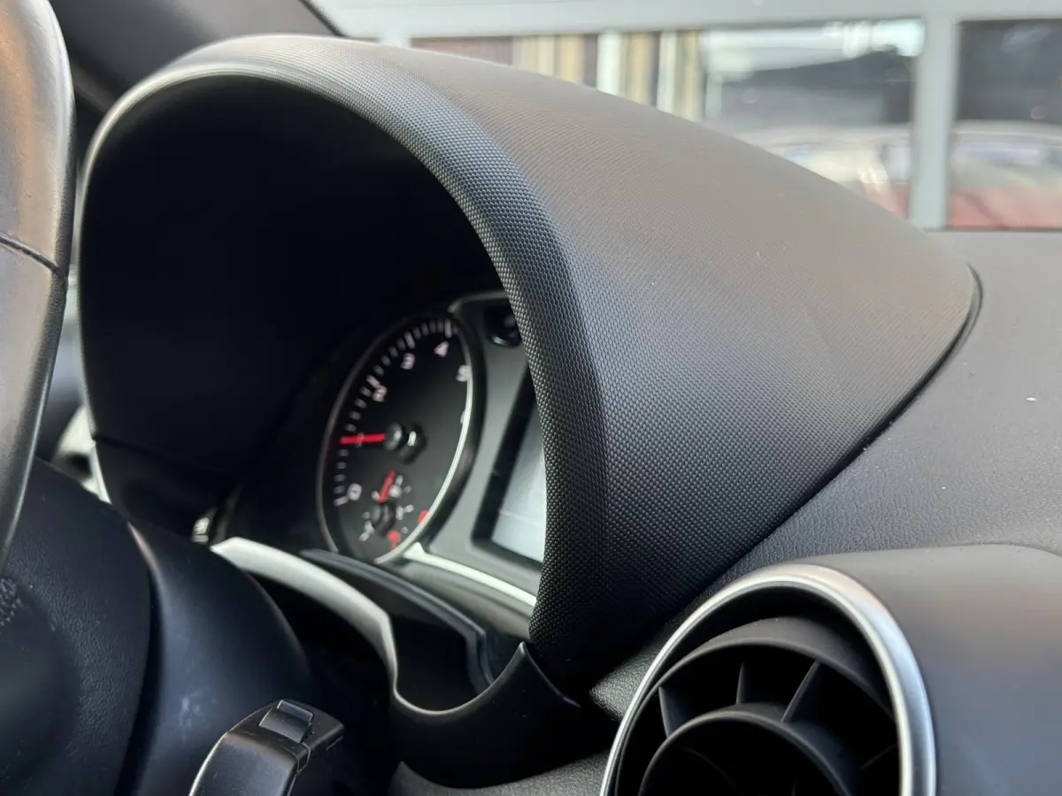1.0 TFSI S-LINE SPORT 5-DEURS/NAVI/2-TONE/NL-AUTO