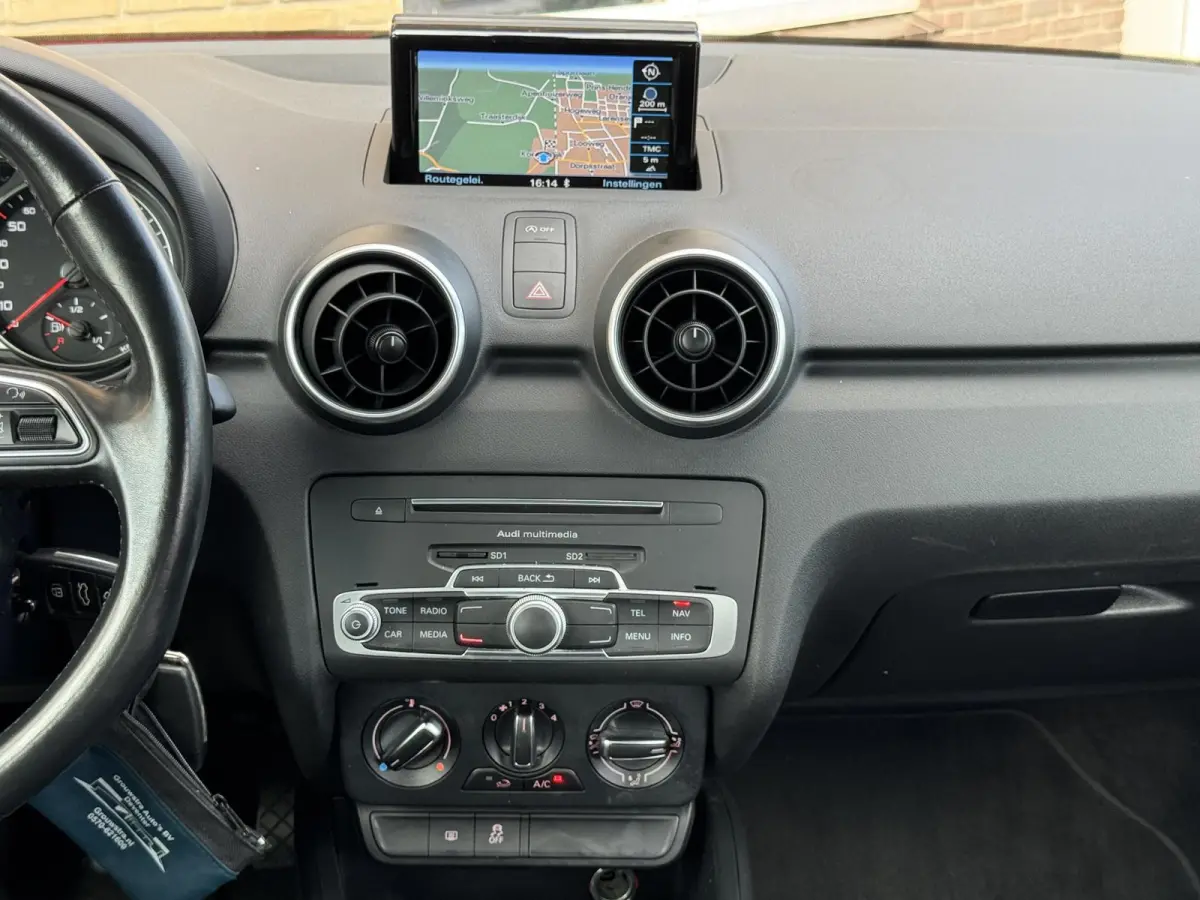 1.0 TFSI S-LINE SPORT 5-DEURS/NAVI/2-TONE/NL-AUTO