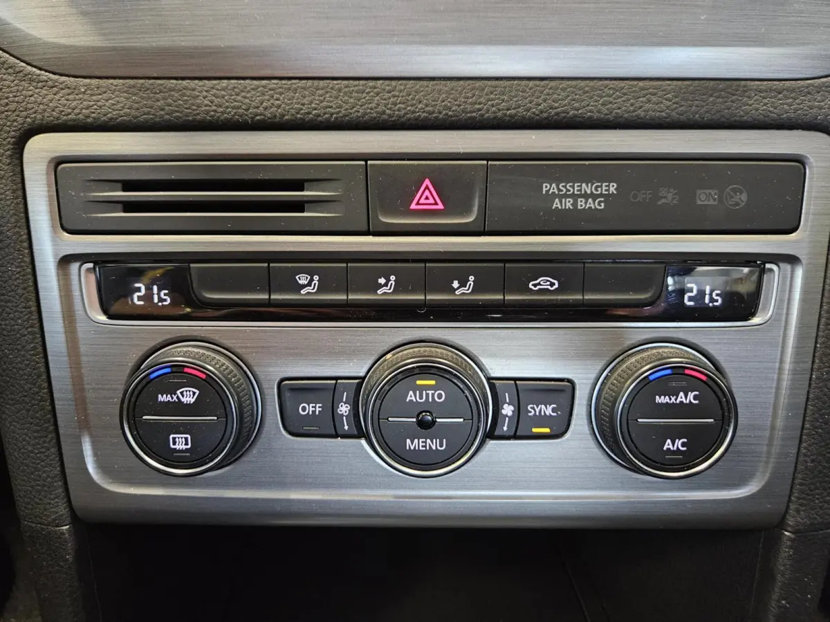 1.0 TSI Comf-line Automaat | NAVI | CAMERA | NAP
