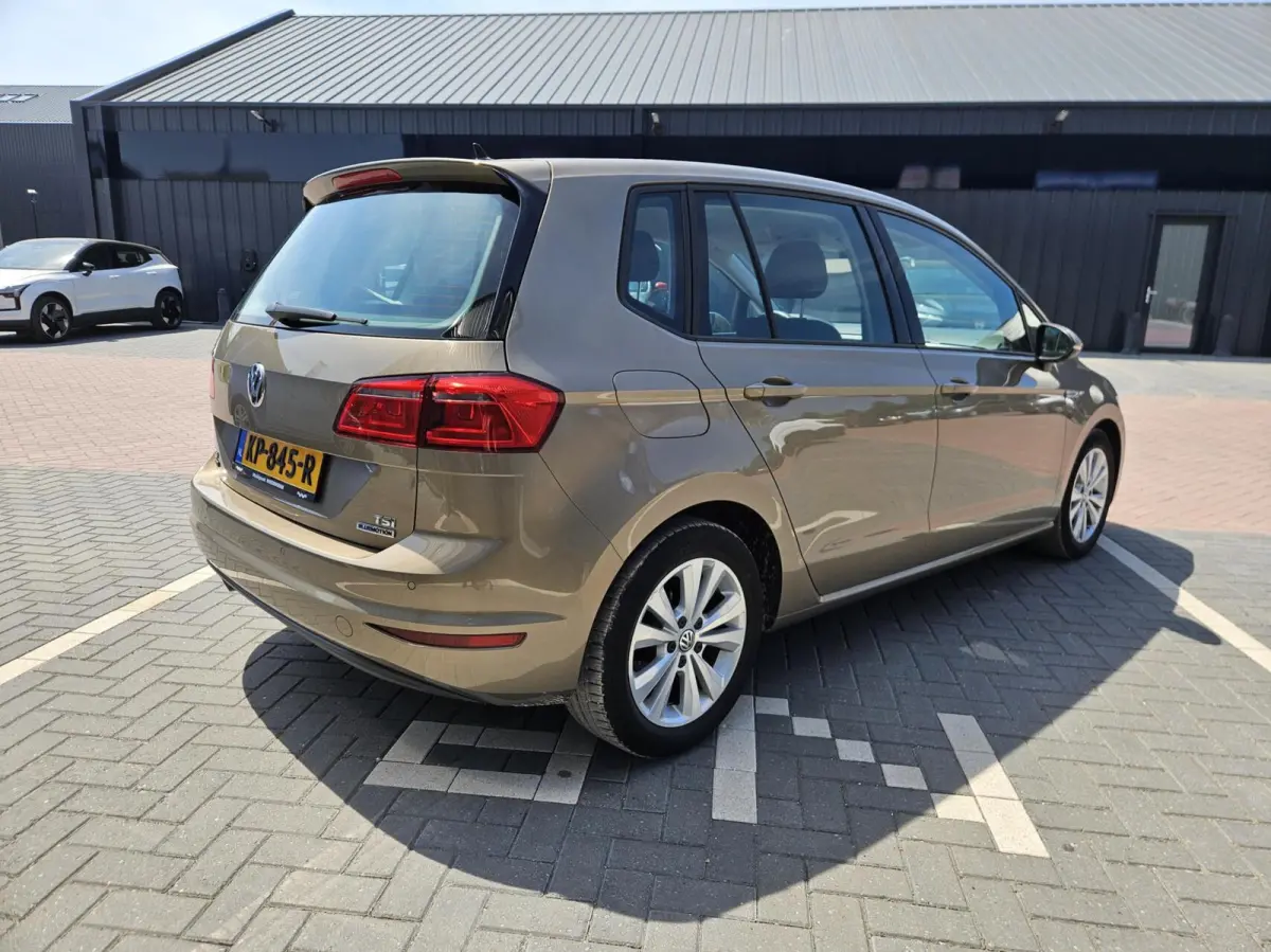 1.0 TSI Comf-line Automaat | NAVI | CAMERA | NAP