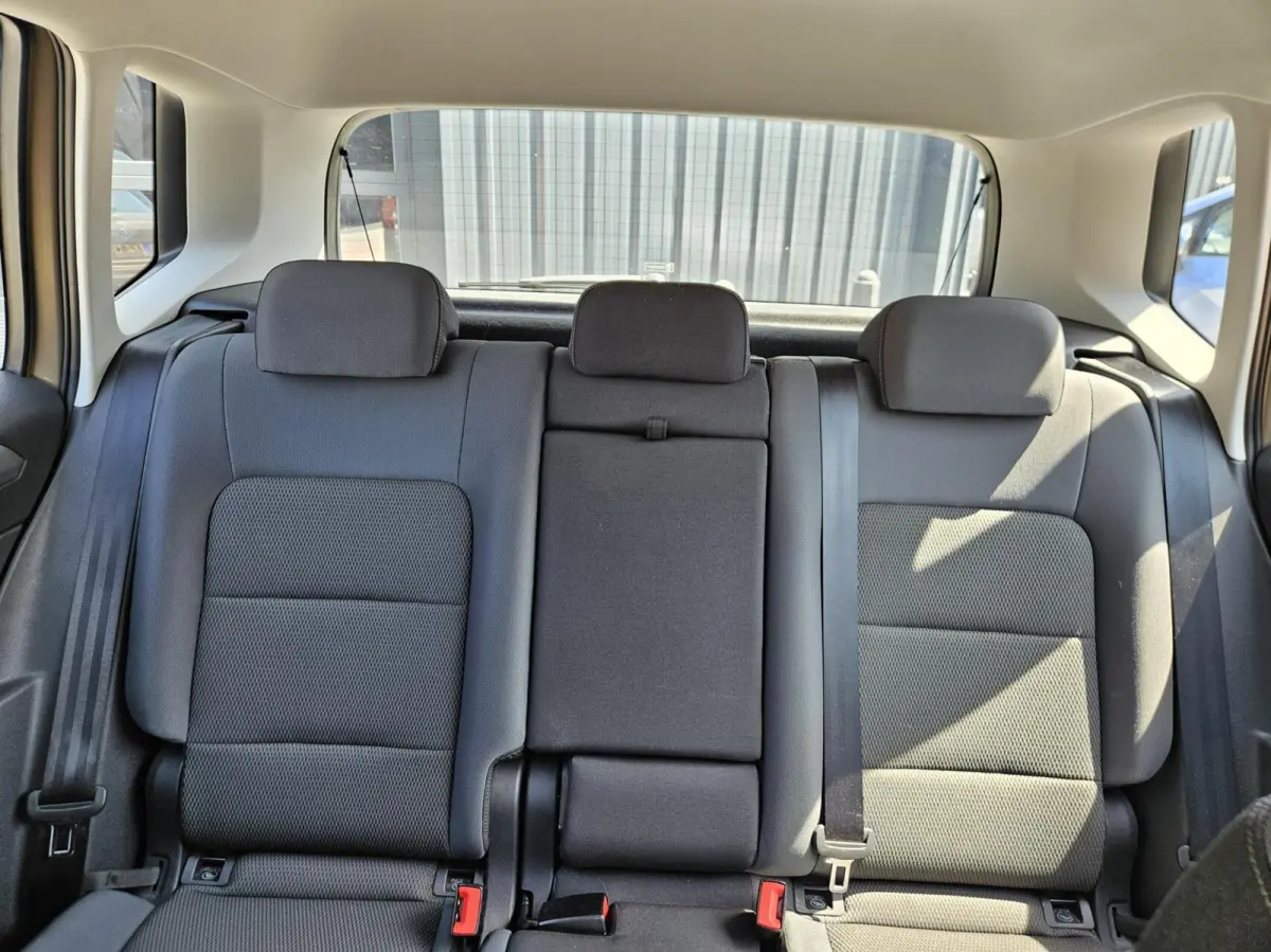 1.0 TSI Comf-line Automaat | NAVI | CAMERA | NAP