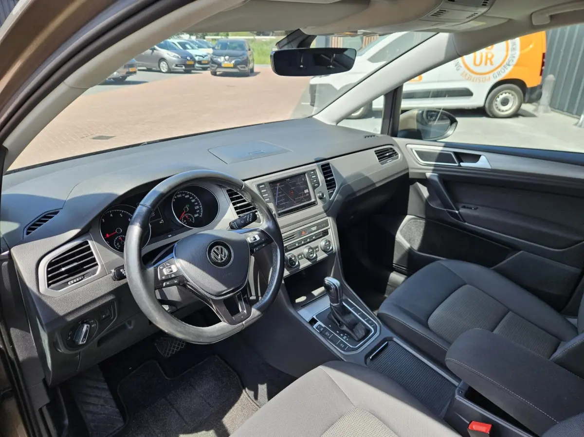 1.0 TSI Comf-line Automaat | NAVI | CAMERA | NAP