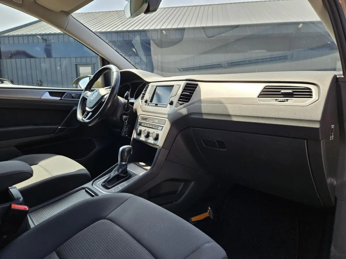 1.0 TSI Comf-line Automaat | NAVI | CAMERA | NAP