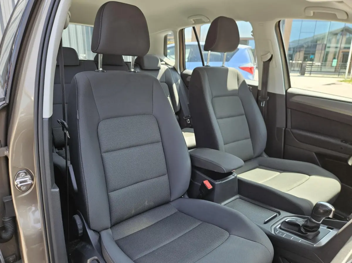 1.0 TSI Comf-line Automaat | NAVI | CAMERA | NAP