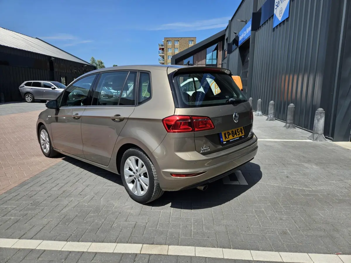 1.0 TSI Comf-line Automaat | NAVI | CAMERA | NAP