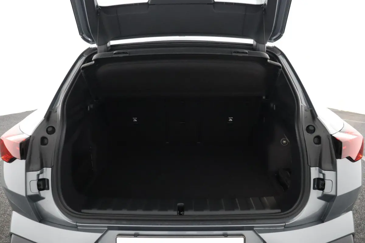 eDrive20 67 kWh M Sport Edition | SOH 100% | M Sport Pro | Trekhaak | Head-Up Display | Panoramadak | Elektrisch verstelbare stoelen | Driving Assistant Plus | Harman Kardon