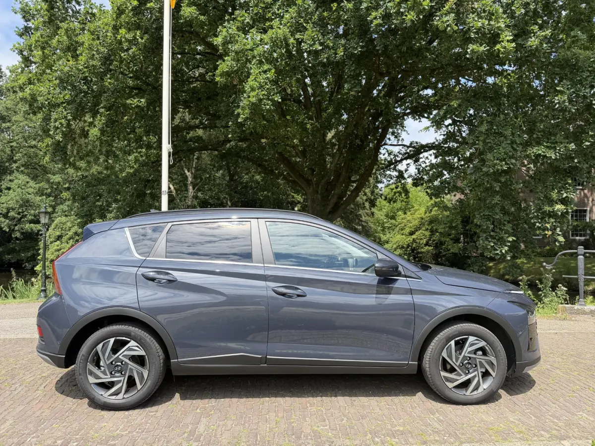 1.0 T-GDI Premium | 7400KM! | Adaptive | CarPlay | Fabrieksgarantie |