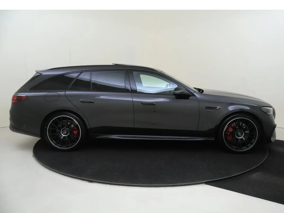 AMG 53 4MATIC+ Panoramadak / AMG Dynamic Plus /  Memory Seats / Head-up / 360 Camera / Burmester / Rijassistentie + / Elektrische Trekhaak /