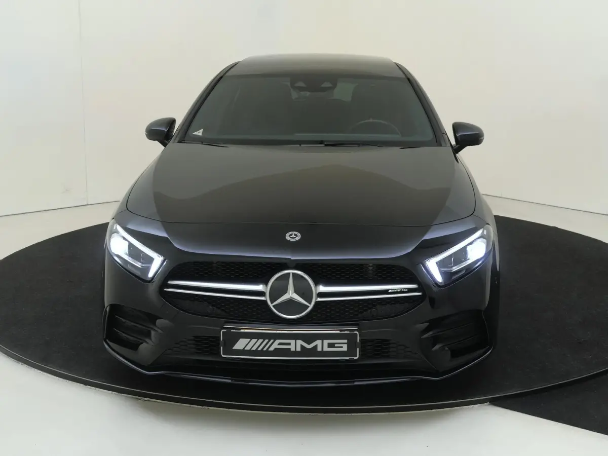 AMG 35 4MATIC / Panoramadak/ Night/ 19 inch/ Sfeerverlichting